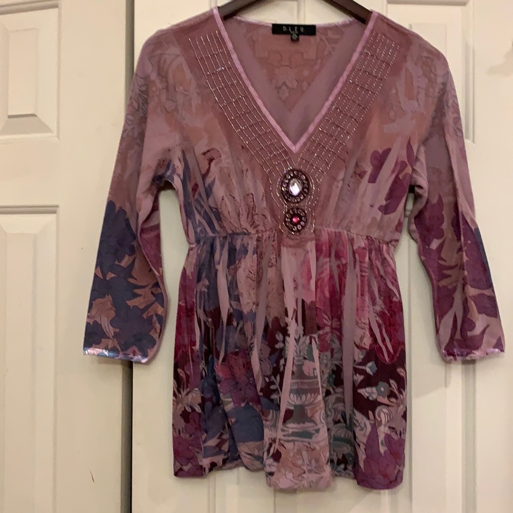 😍 2/$29 B.L.E.U. Embellished Top PS